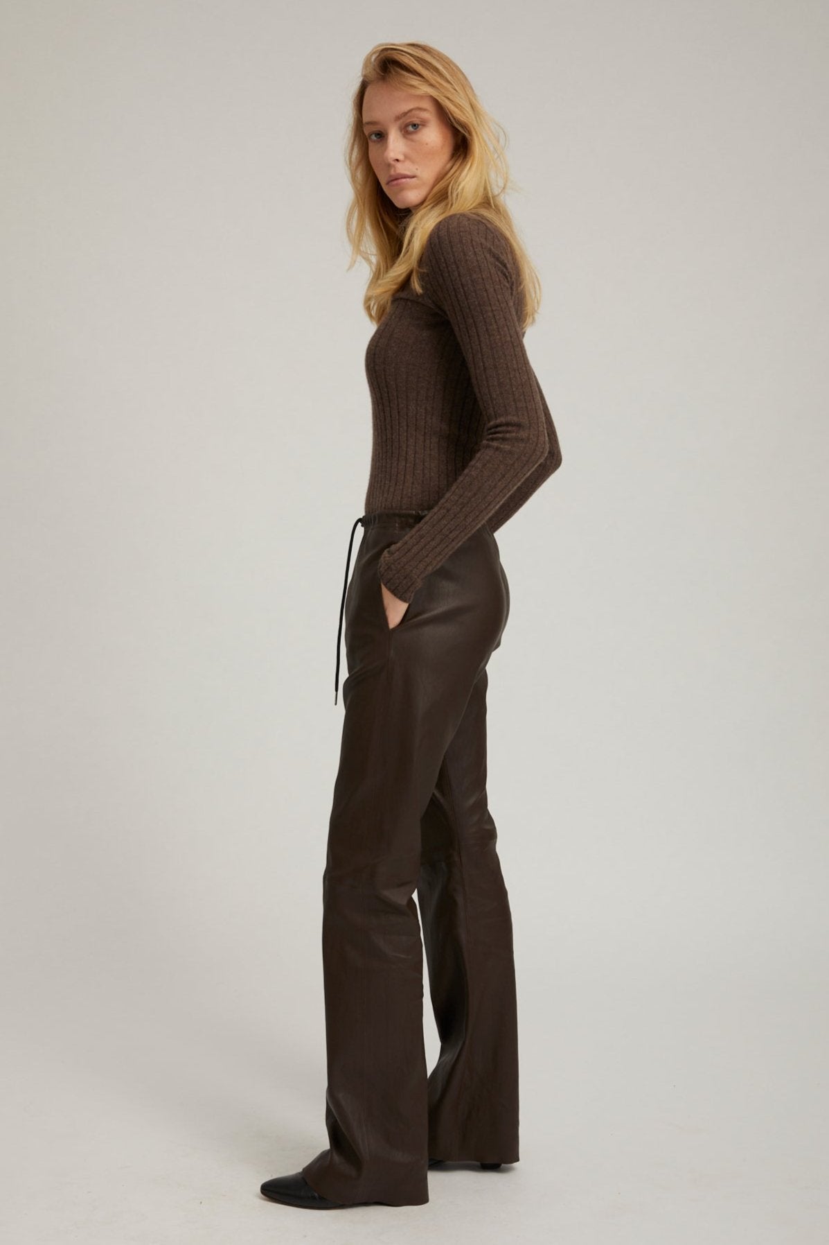 Truffle Heavy Cashmere Mock Neck