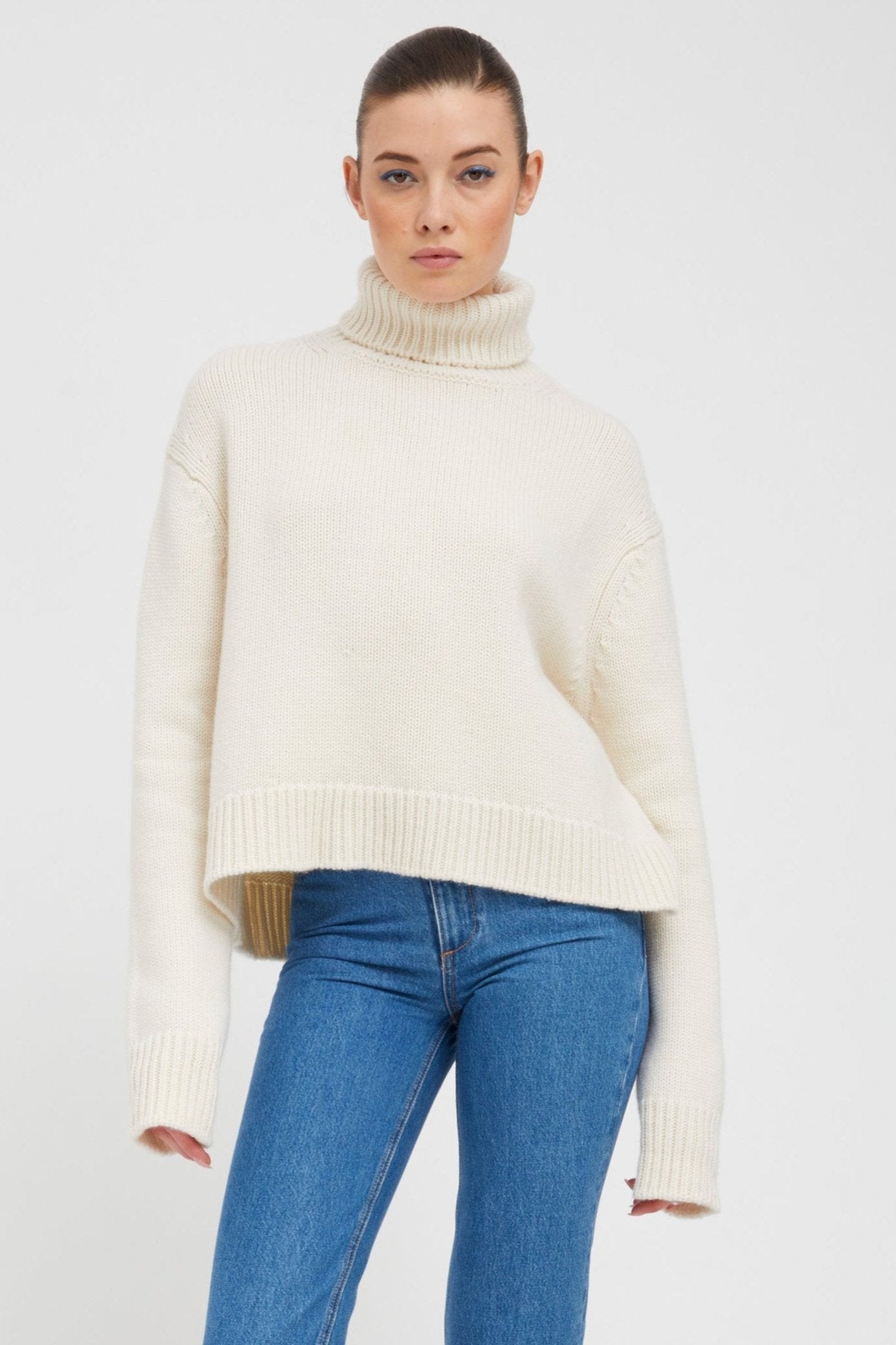 Chalk Heavy Cashmere Turtleneck Sweater