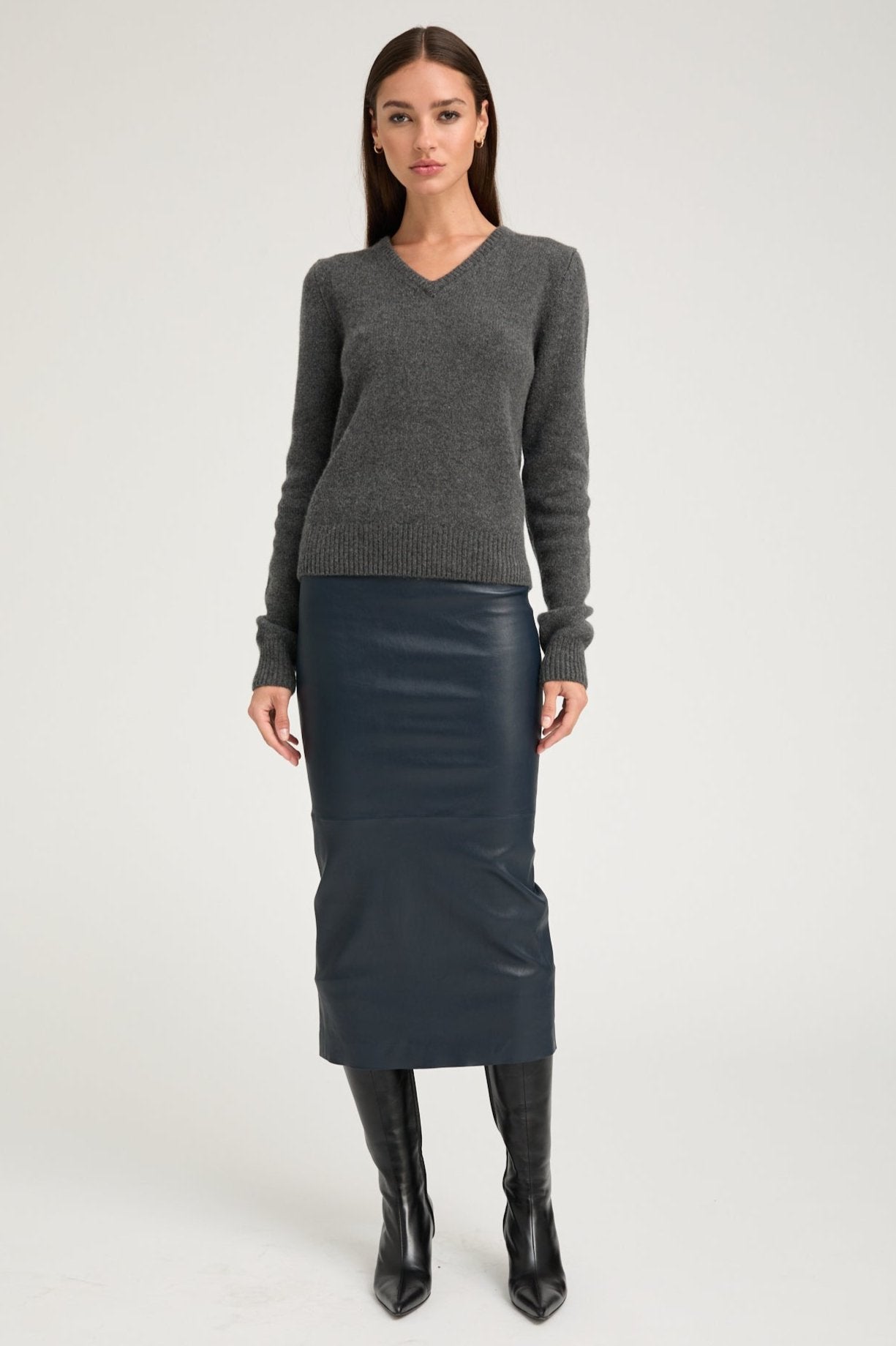 Charcoal Cashmere Heavy V-Neck Sweater