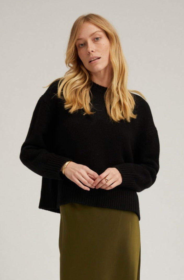 Black Heavy Cashmere Sweater